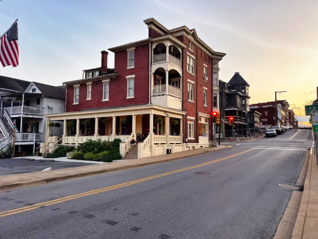 173199 449535 R0YQggDNabxYVCZp53TJVyX1DuPSlx2 xHfsMpv9QOk 696ee47d92328.jpg